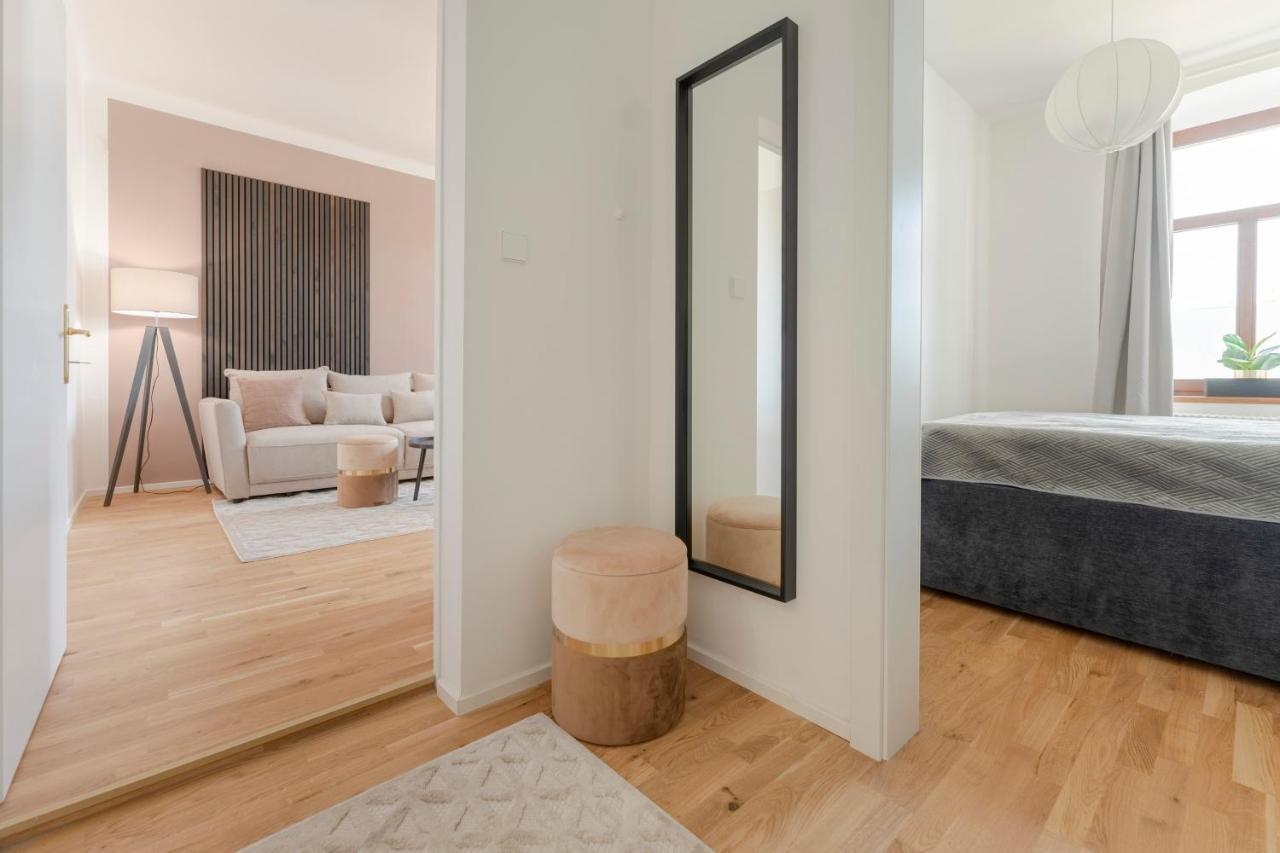 City Lounge Appartement Am Hauptbahnhof سانت بولتن المظهر الخارجي الصورة